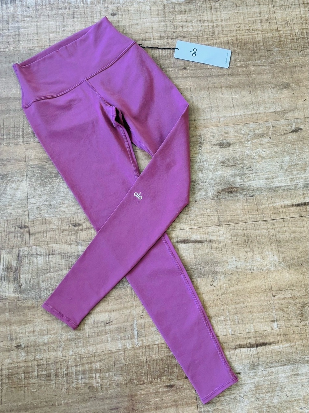 NWT Alo Yoga Legging Burgundy truffle size small - Picture 3 of 5